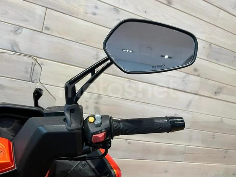 Kymco DTX 350 - Vista 15