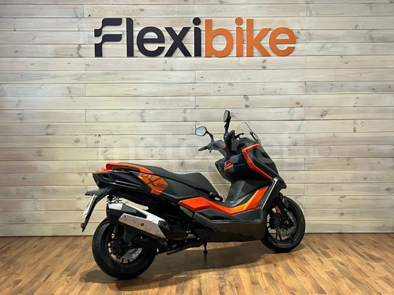 Kymco DTX 350 - Vista 4