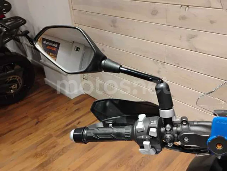 QJ Motor SRT 700 X - Vista 11