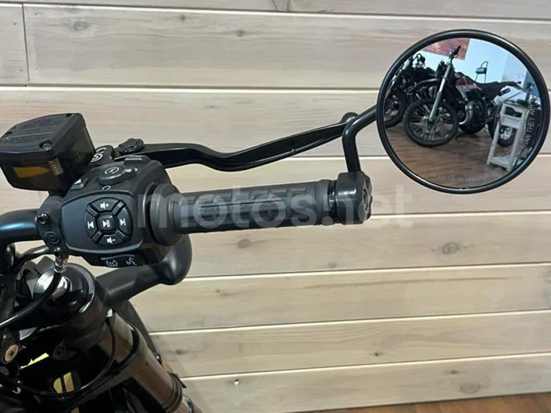 Harley-Davidson Sportster S - Vista 15