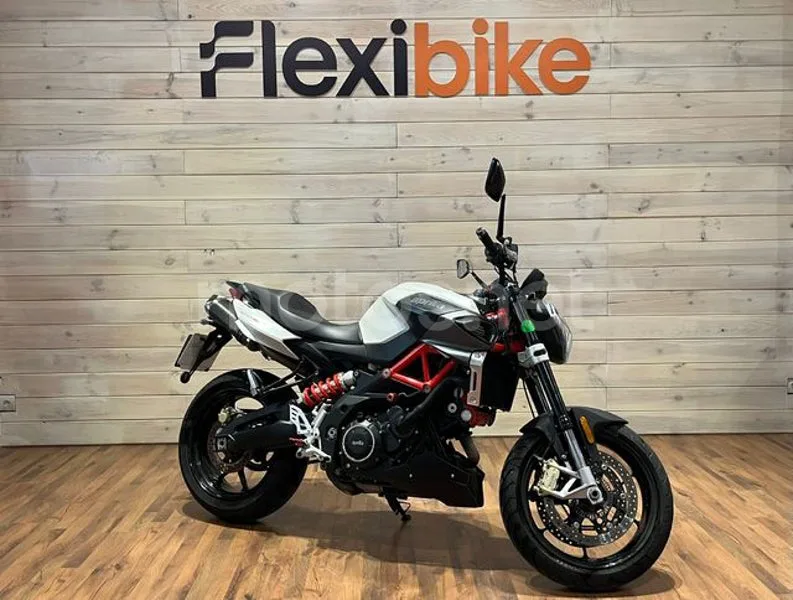 Aprilia Shiver 900 4990 € 2019 Madrid - 1