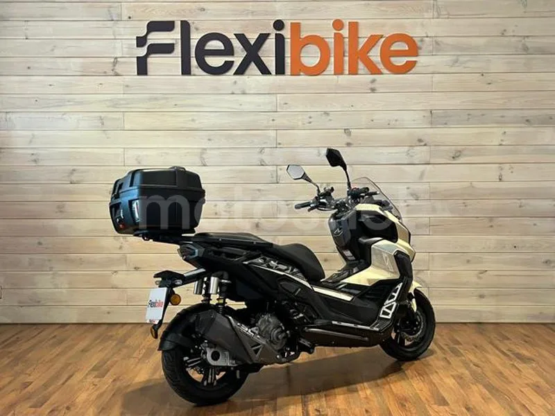 Keeway Vieste 300 XDV - Vista 4