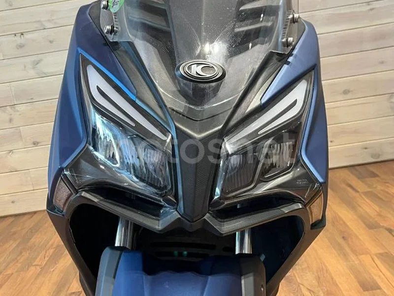 Kymco X-Town CT 300 - Vista 10