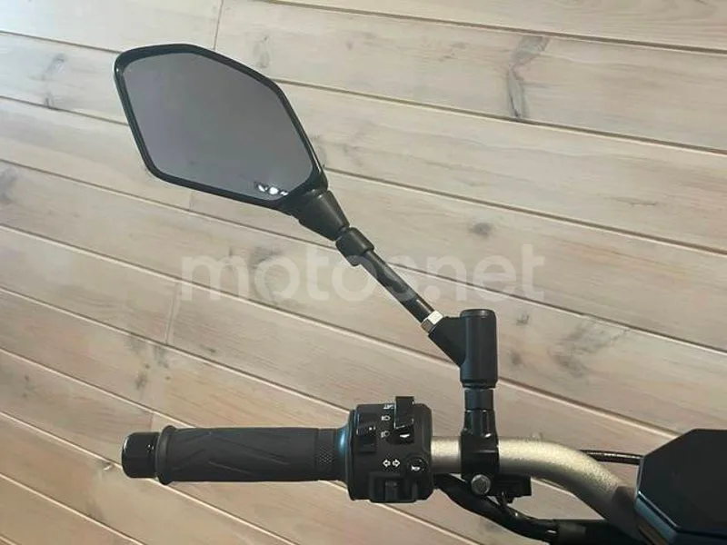 Yamaha MT-07 - Vista 11