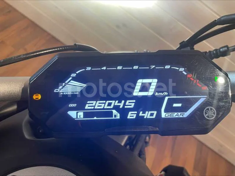 Yamaha MT-07 - Vista 13
