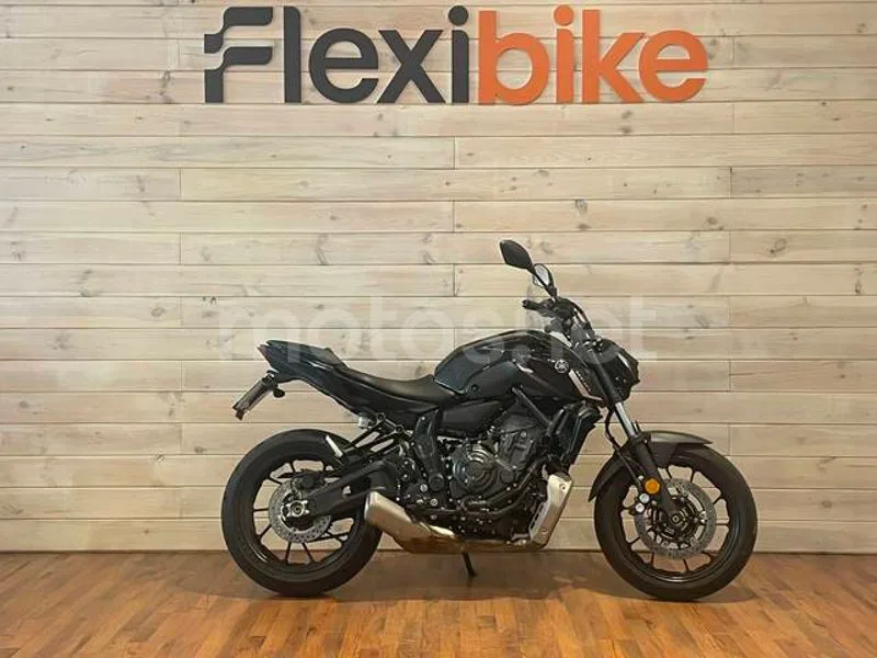 Yamaha MT-07 - Vista 3