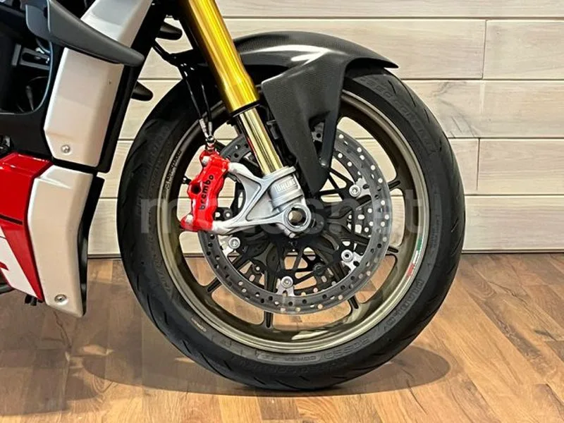 Ducati Streetfighter V4 - Vista 9