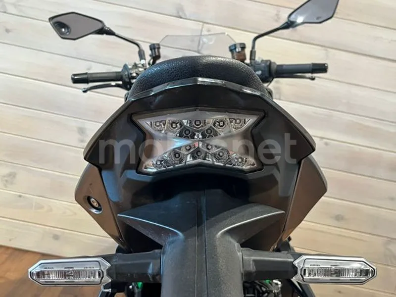 Kawasaki Ninja H2 - Vista 6