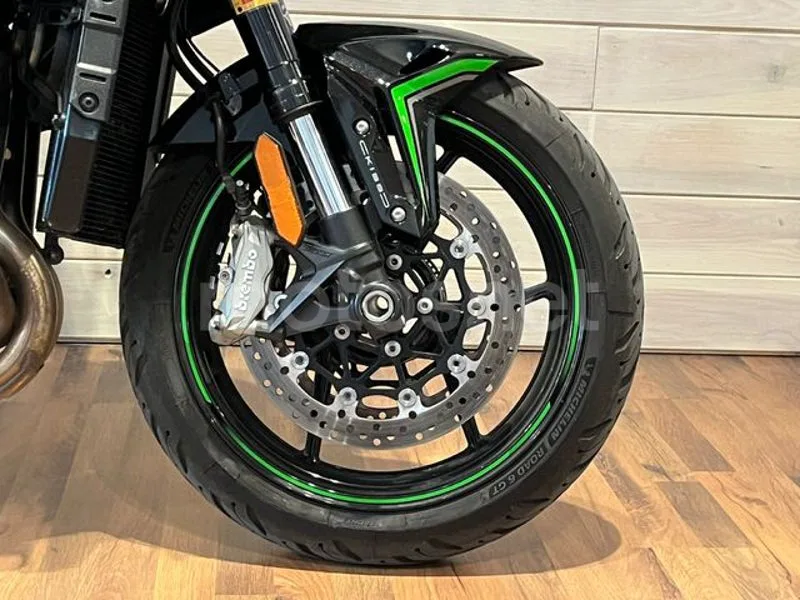 Kawasaki Ninja H2 - Vista 9