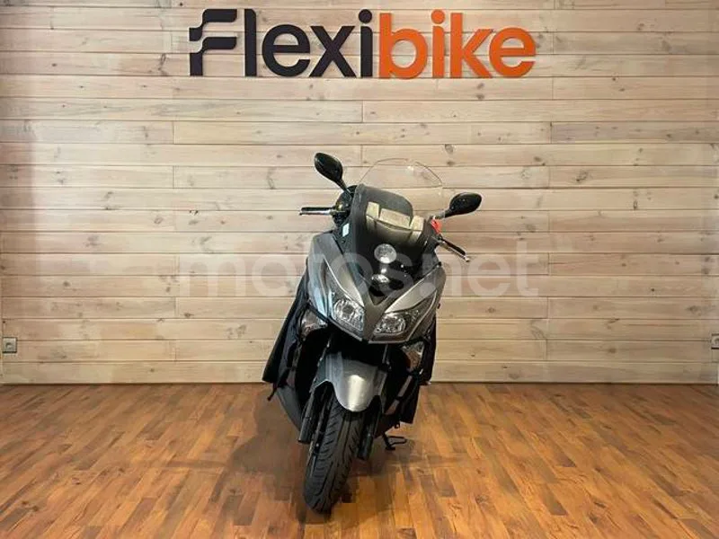 Kymco Grand Dink 125 1890 € 2017 Madrid - 2