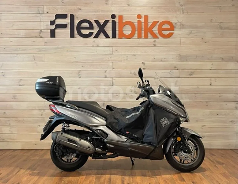 Kymco Grand Dink 125 - Vista 3