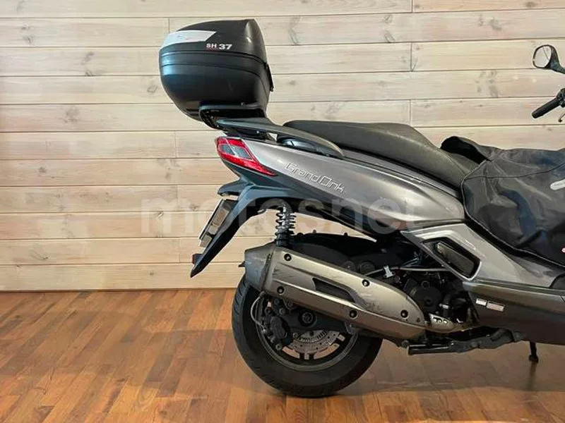 Kymco Grand Dink 125 - Vista 7