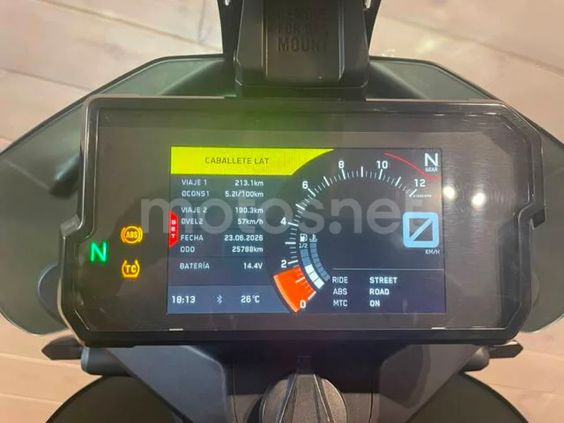 KTM 790 Adventure - Vista 13