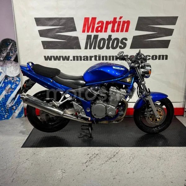 Suzuki Bandit 600 - Vista 3