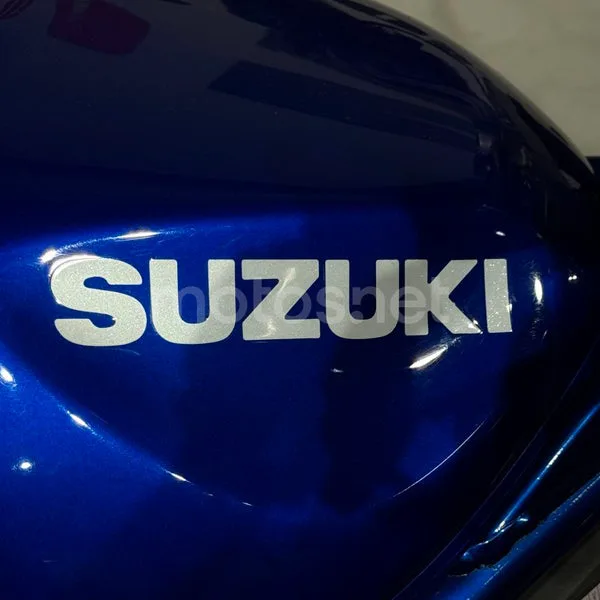 Suzuki Bandit 600 - Vista 7
