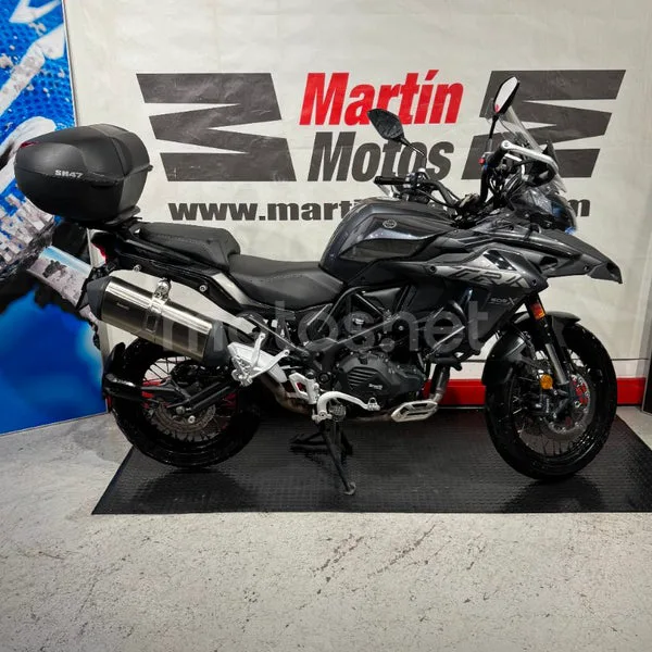 Benelli TRK 502 - Vista 3