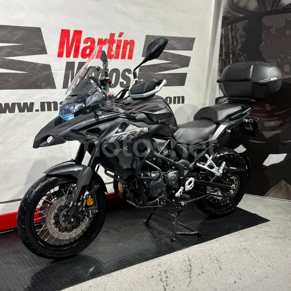 Benelli TRK 502 - Vista 5