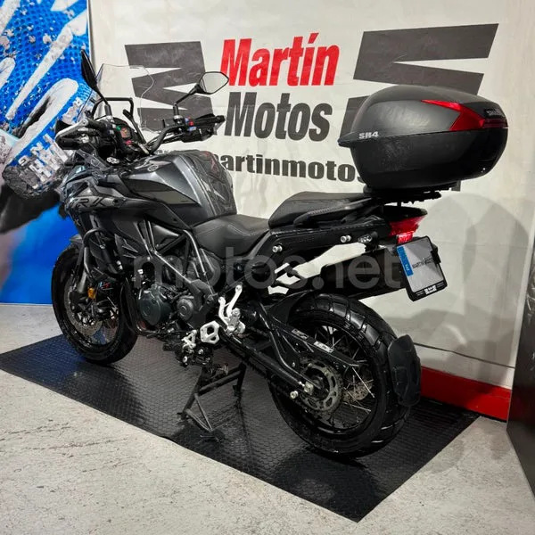 Benelli TRK 502 - Vista 7