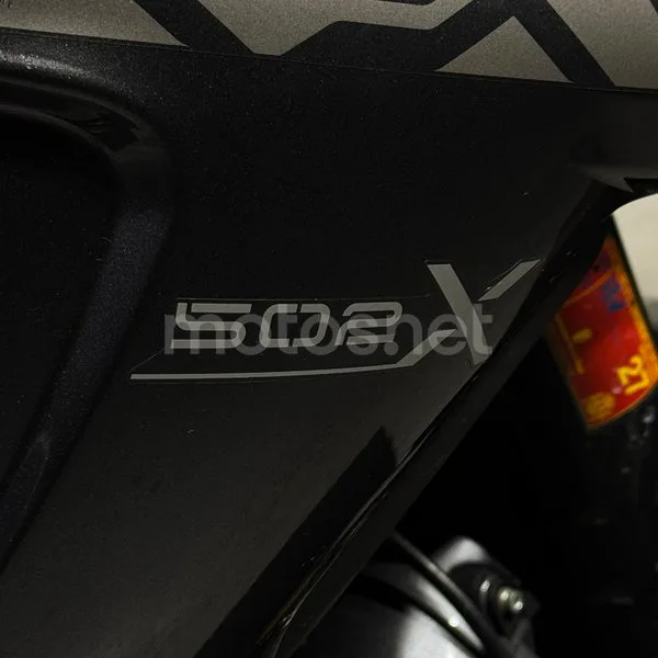 Benelli TRK 502 - Vista 8