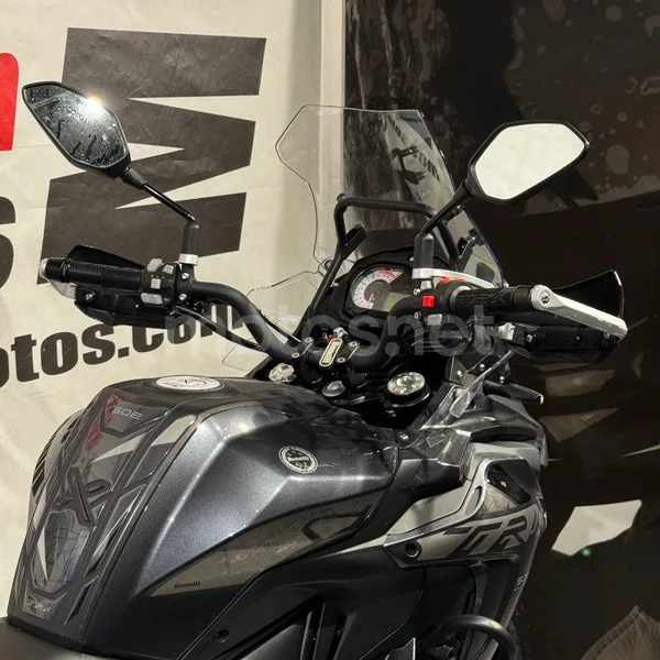 Benelli TRK 502 - Vista 9