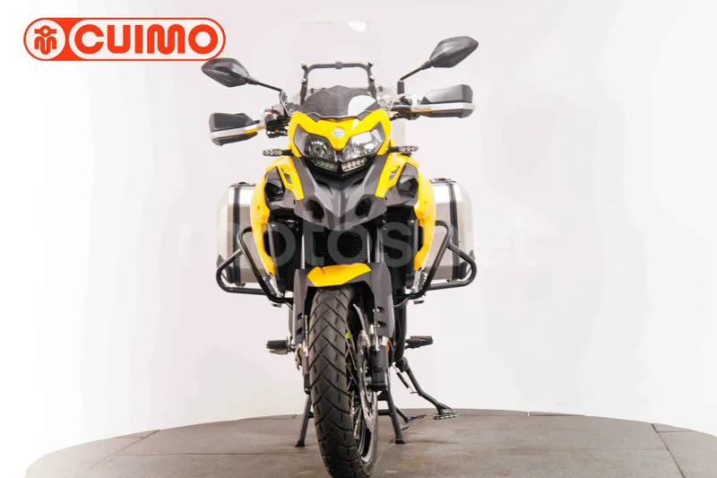 Benelli TRK 502 - Vista 10