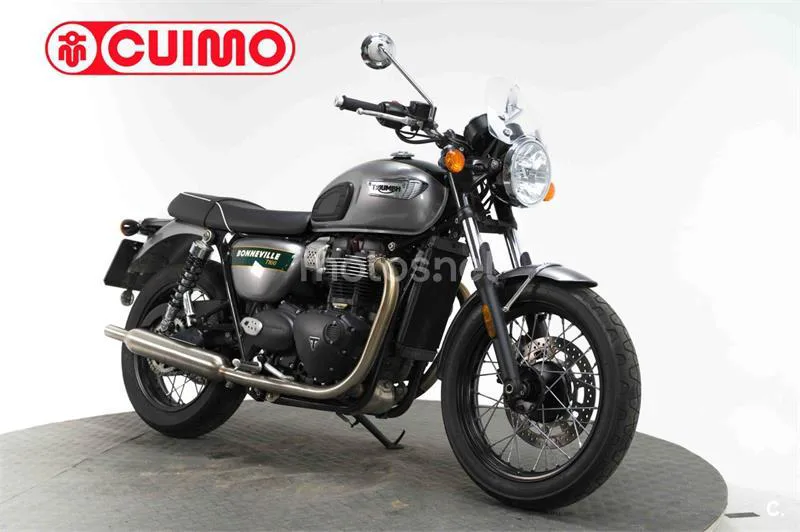 Triumph Bonneville T100 8399 € 2022 Málaga - 1
