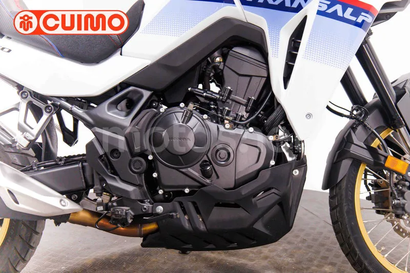 Honda XL750 Transalp - Vista 13
