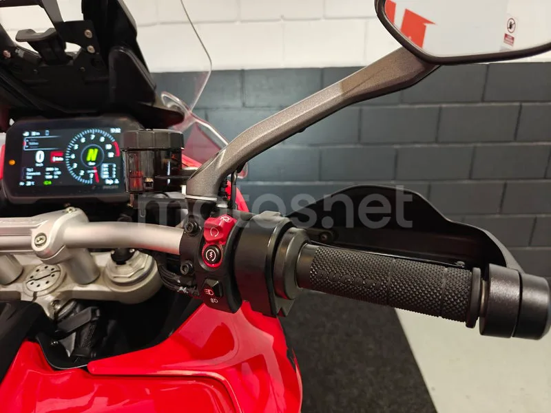 Ducati Multistrada V4 - Vista 10