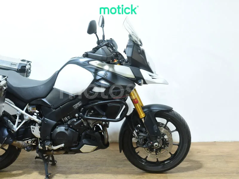 Suzuki V-Strom 1000 - Vista 4