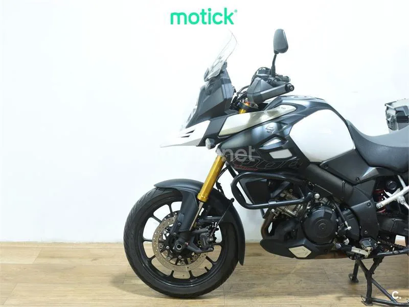 Suzuki V-Strom 1000 - Vista 8