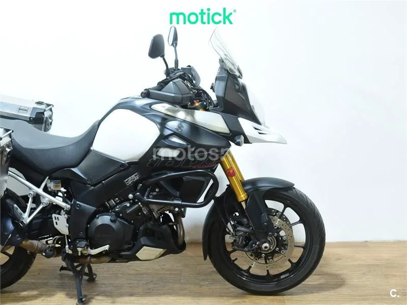 Suzuki V-Strom 1000 - Vista 4