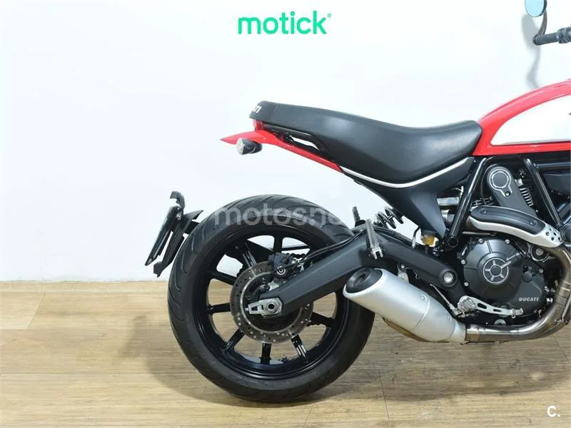 Ducati Scrambler - Vista 3
