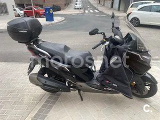 Kymco X-Town CT 300 - Vista 3