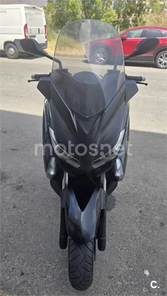 Yamaha XMAX 400 2990 € 2014 Almería - 1