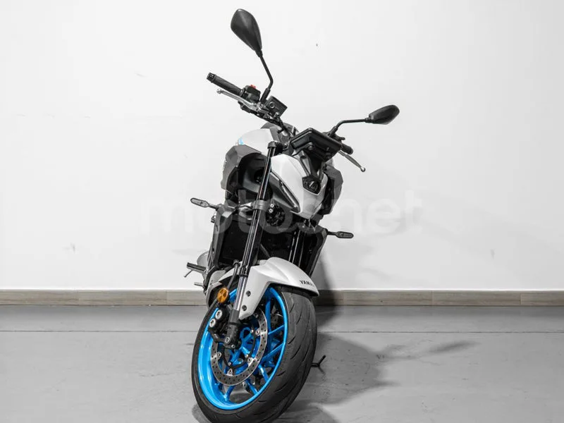 Yamaha MT-07 - Vista 3