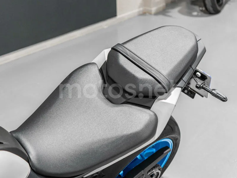Yamaha MT-07 - Vista 10