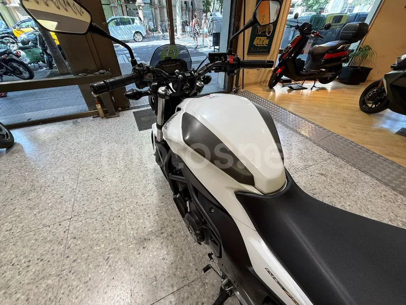 Honda NC750S - Vista 14
