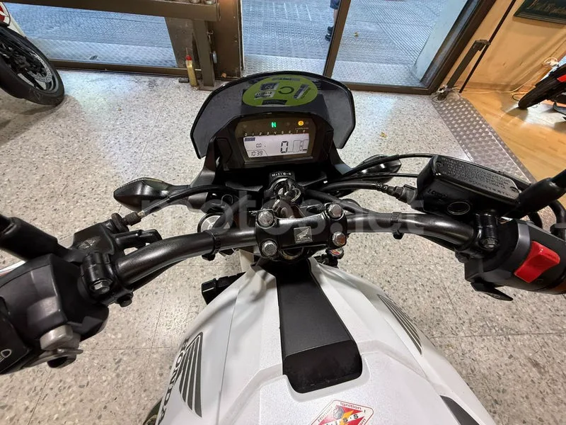 Honda NC750S - Vista 19
