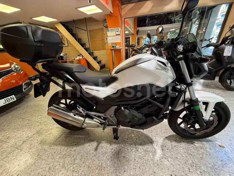 Honda NC750S - Vista 7