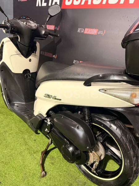 Honda SH125i - Vista 5