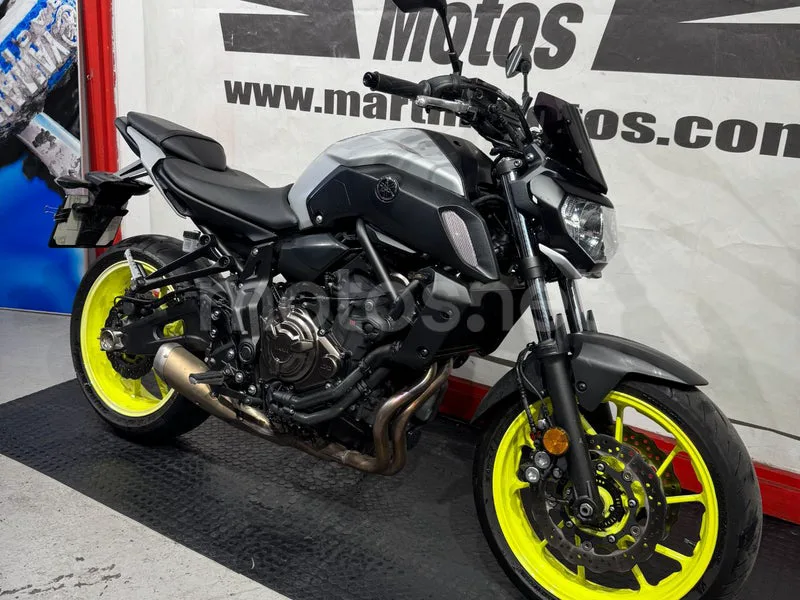 Yamaha MT-07 5375 € 2019 Navarra - 1