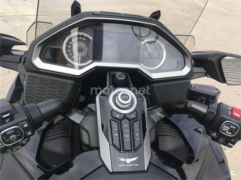 Honda Gold Wing - Vista 8