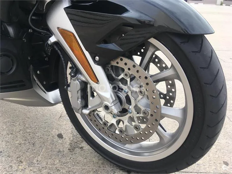 Honda Gold Wing - Vista 9