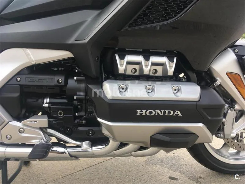 Honda Gold Wing - Vista 10