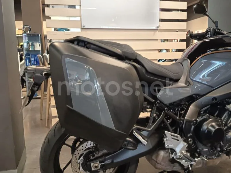 Yamaha Tracer 9 - Vista 8