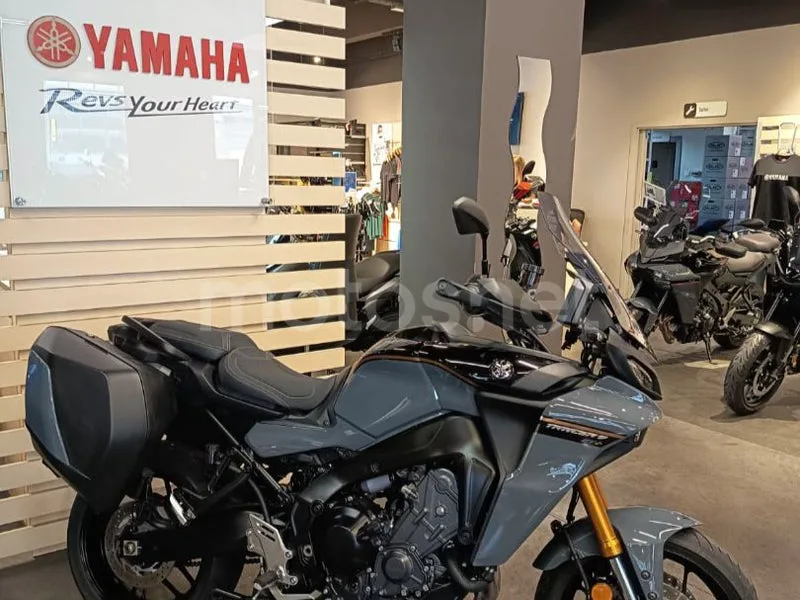 Yamaha Tracer 9 - Vista 9