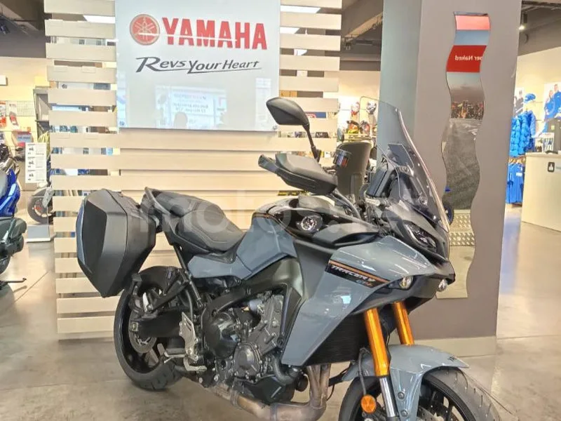 Yamaha Tracer 9 - Vista 10