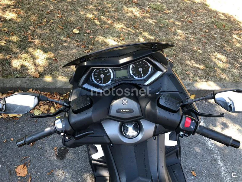 Yamaha TMAX 530 - Vista 3