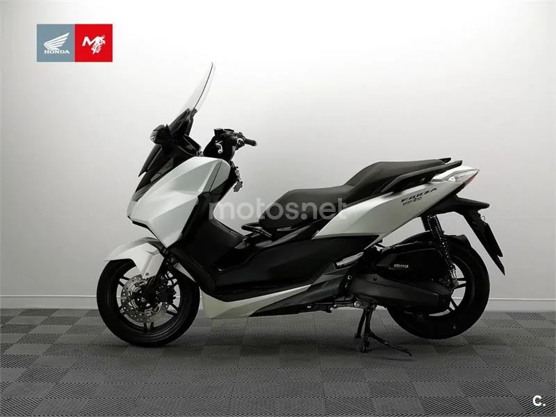 Honda Forza 125 - Vista 15