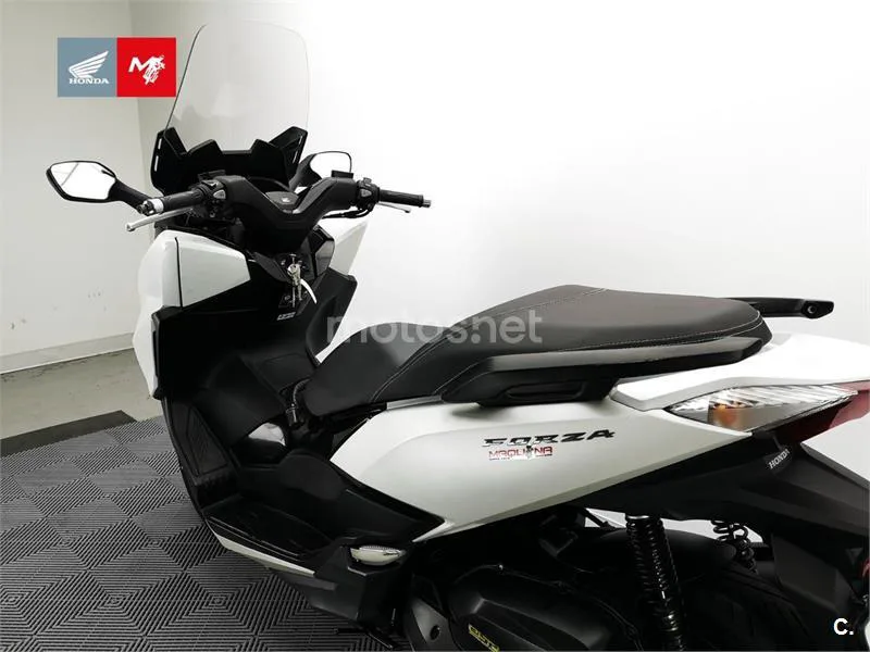 Honda Forza 125 - Vista 18